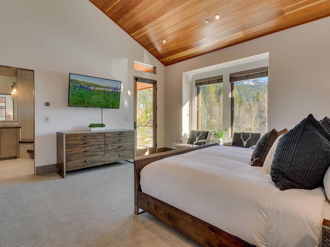 Shoshone Chalet Bedroom Shoshone Chalet Bedroom