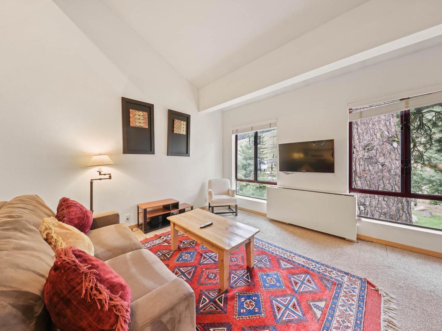 Palisades Tahoe Lodge Loft Suite Living Room Palisades Tahoe Lodge Loft Suite Living Room