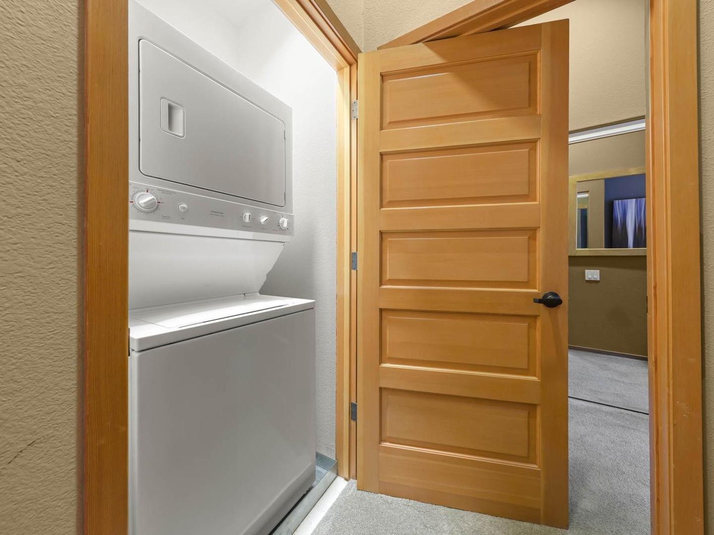 Palisades Tahoe Lodge In- Unit Laundry Palisades Tahoe Lodge In- Unit Laundry