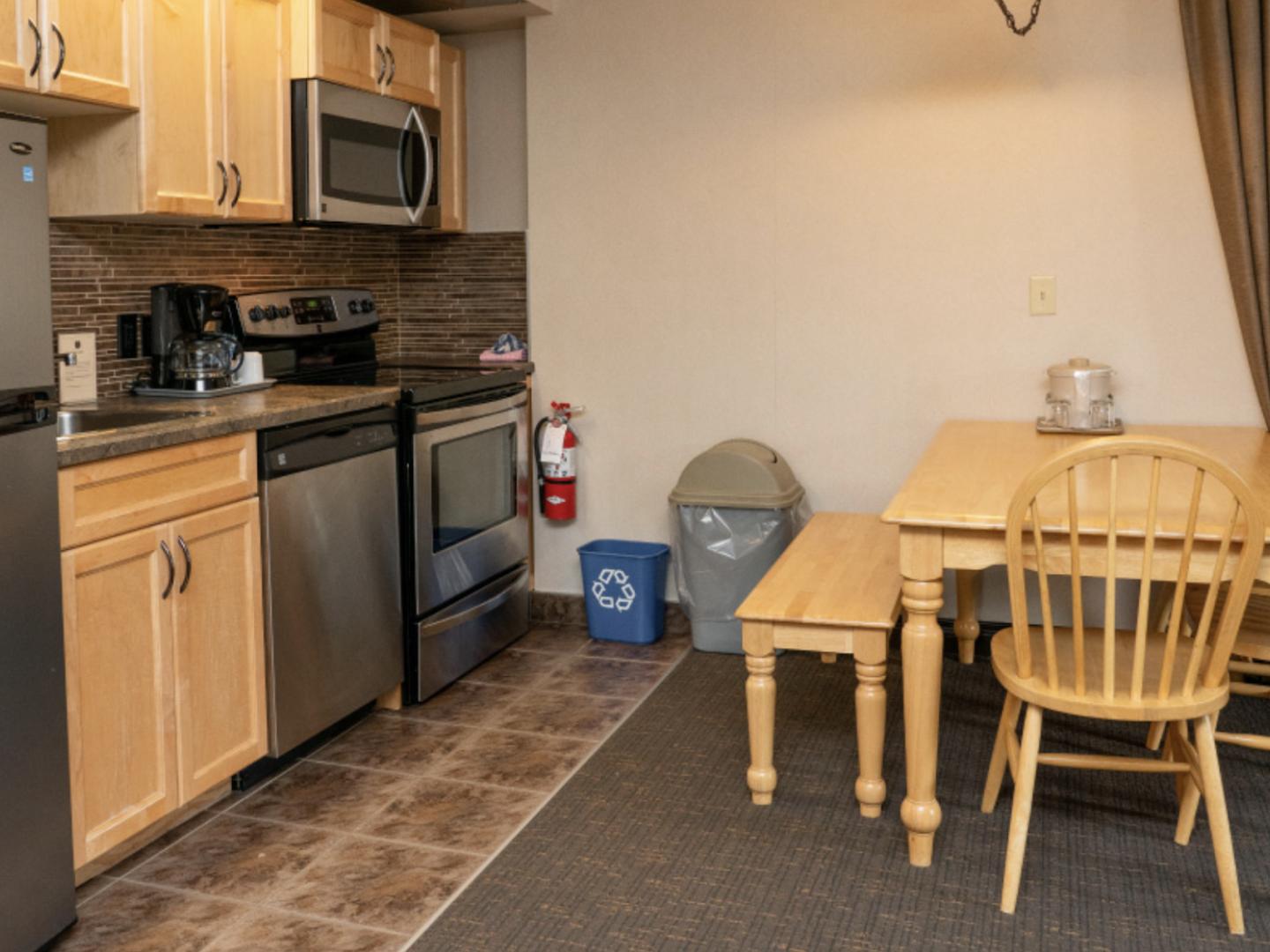 Rundlestone Lodge Two Bedroom Suite Kitchen Rundlestone Lodge Two Bedroom Suite Kitchen