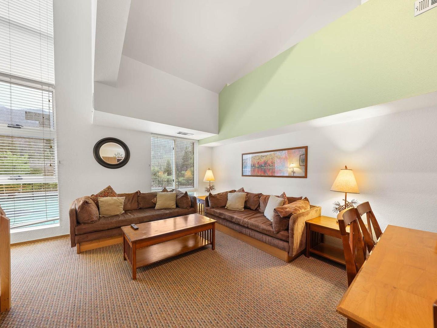 Palisades Tahoe Lodge Loft Suite Living Room Palisades Tahoe Lodge Loft Suite Living Room