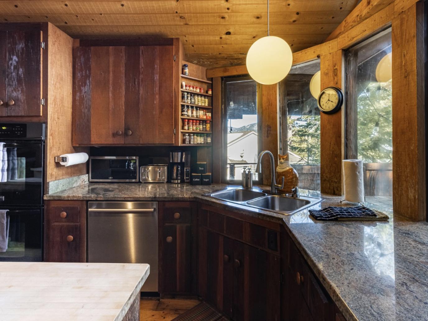 Mount Jola Cabin Kitchen Mount Jola Cabin Kitchen