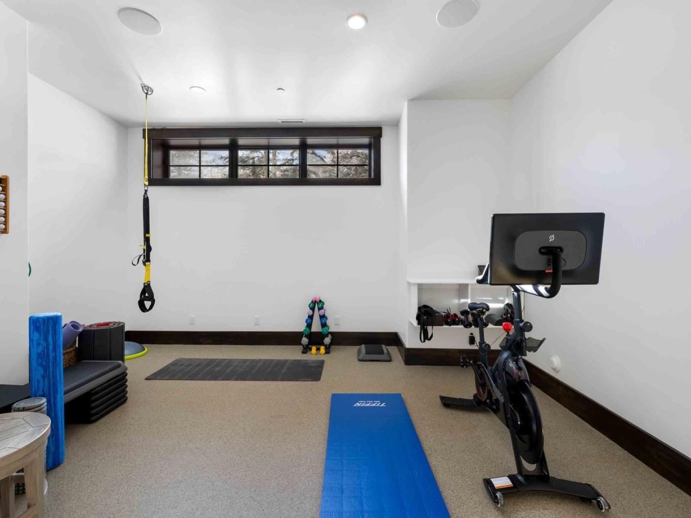 Stonewatch Lodge Fitness Room Stonewatch Lodge Fitness Room