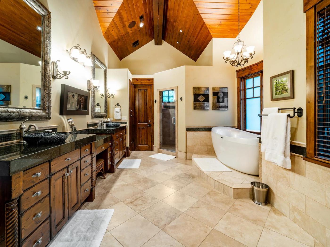 Black Spruce Estate Bathroom Black Spruce Estate Bathroom
