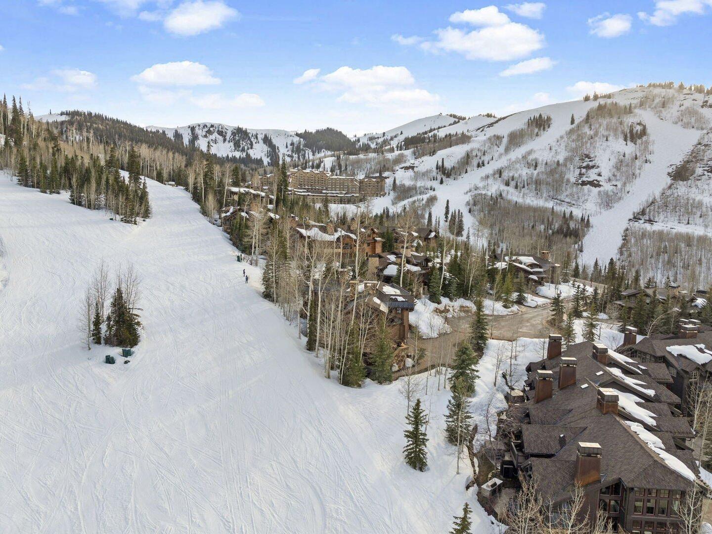 5 Northside Court Ski Access 5 Northside Court Ski Access