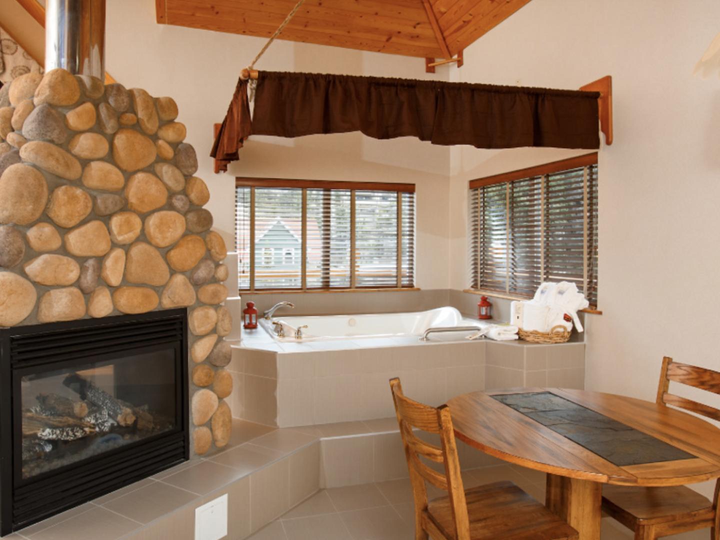 Rundlestone Lodge Loft Suite with Jetted Tub Rundlestone Lodge Loft Suite with Jetted Tub