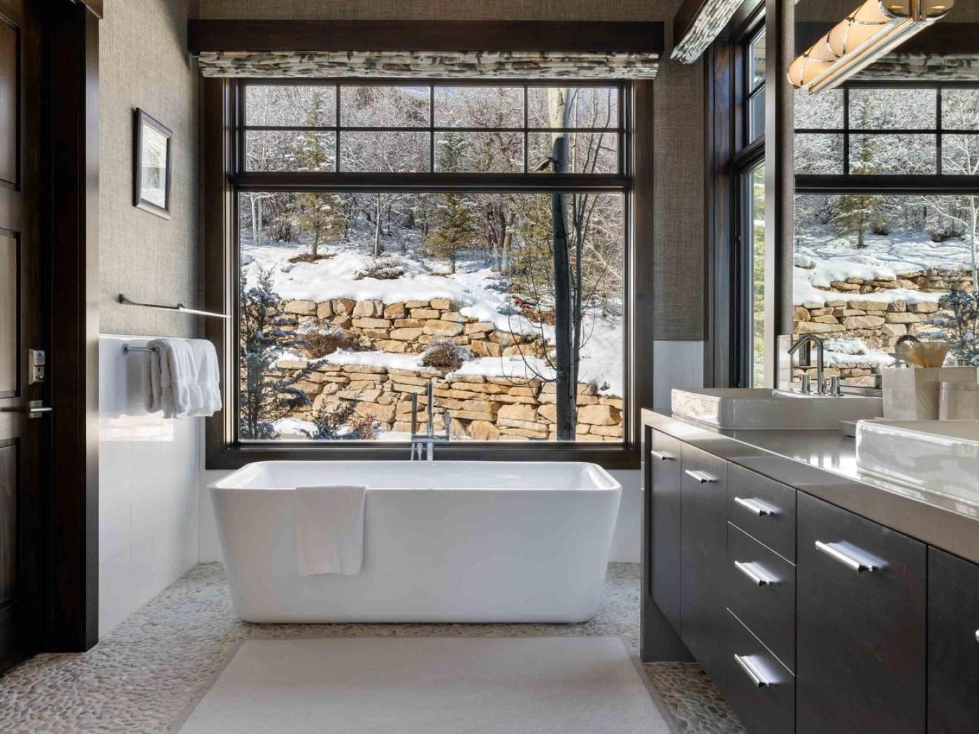 Stonewatch Lodge Bathroom Stonewatch Lodge Bathroom