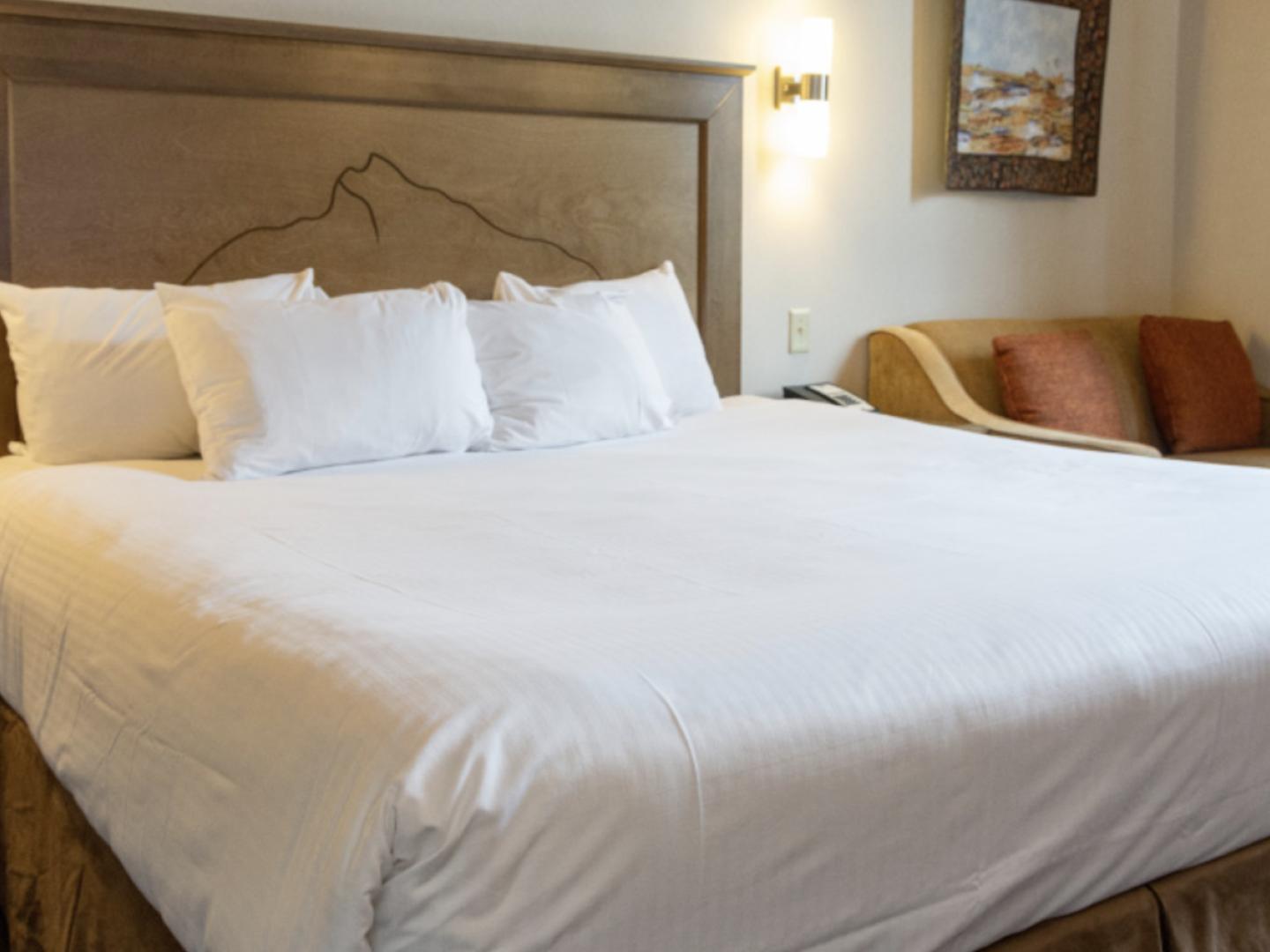 Rundlestone Lodge King Suite Rundlestone Lodge King Suite