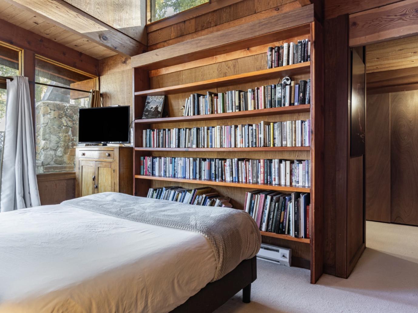 Mount Jola Cabin Bedroom Mount Jola Cabin Bedroom