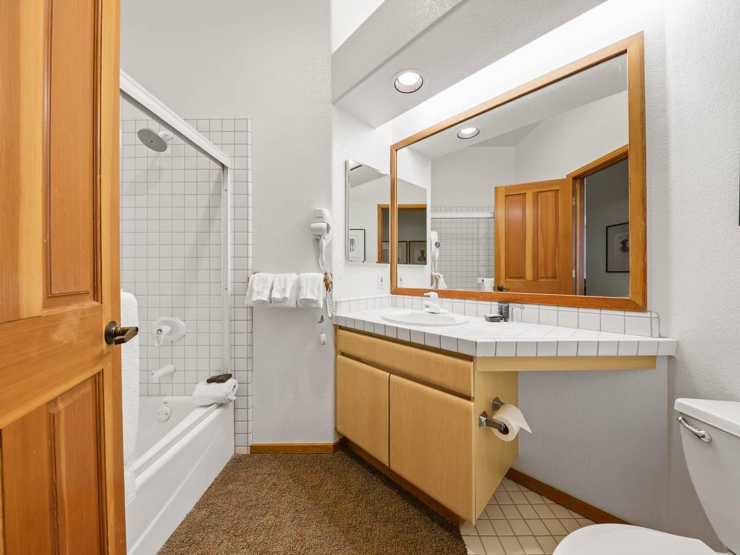 Palisades Tahoe Lodge Bathroom Palisades Tahoe Lodge Bathroom