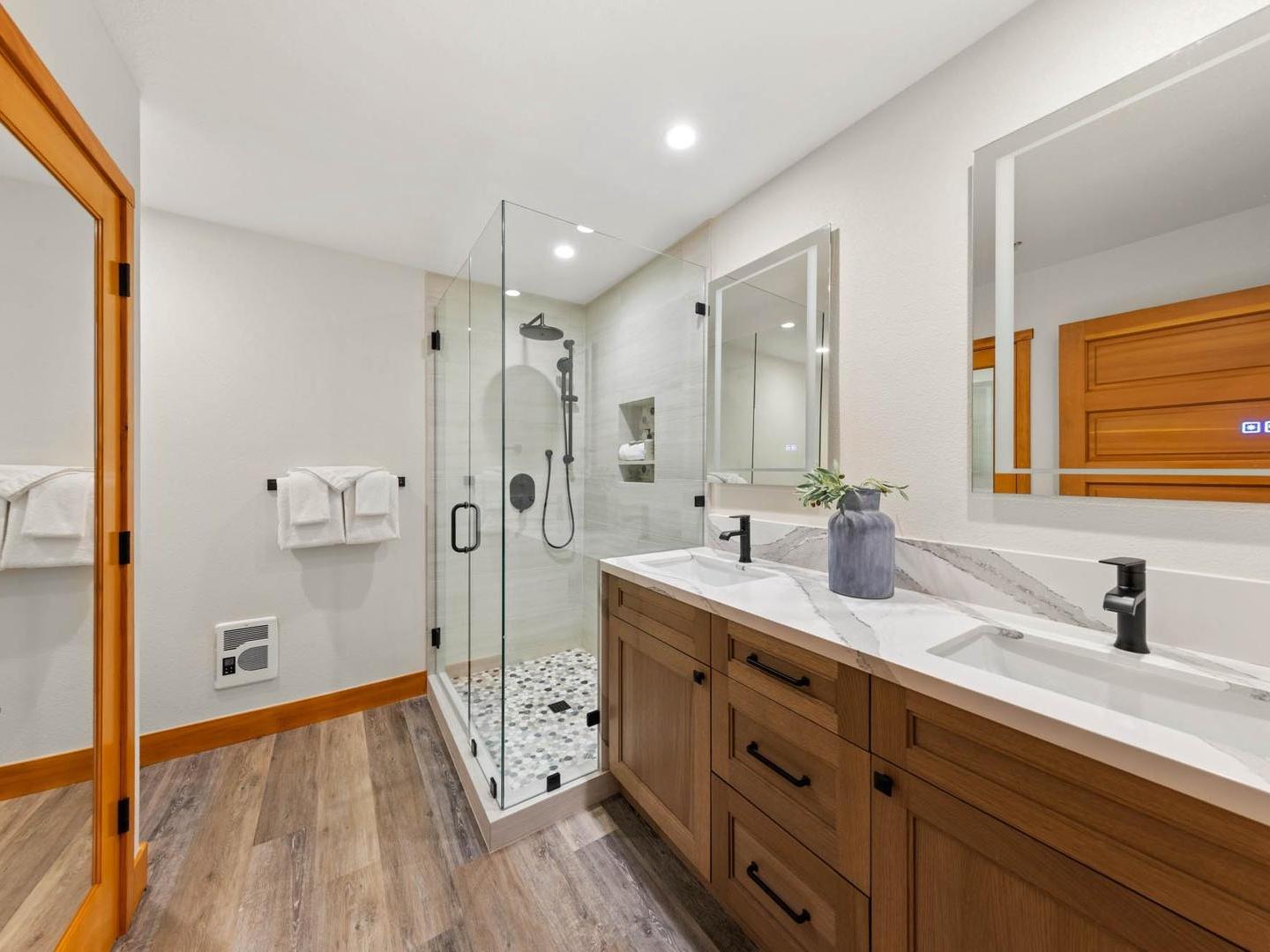 Palisades Tahoe Lodge Bathroom Palisades Tahoe Lodge Bathroom