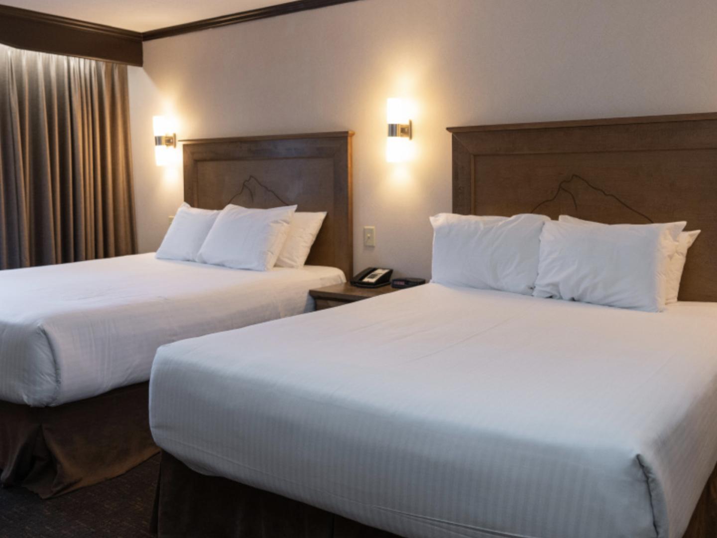 Rundlestone Lodge Two Bedroom Suite Queen Bedroom Rundlestone Lodge Two Bedroom Suite Queen Bedroom