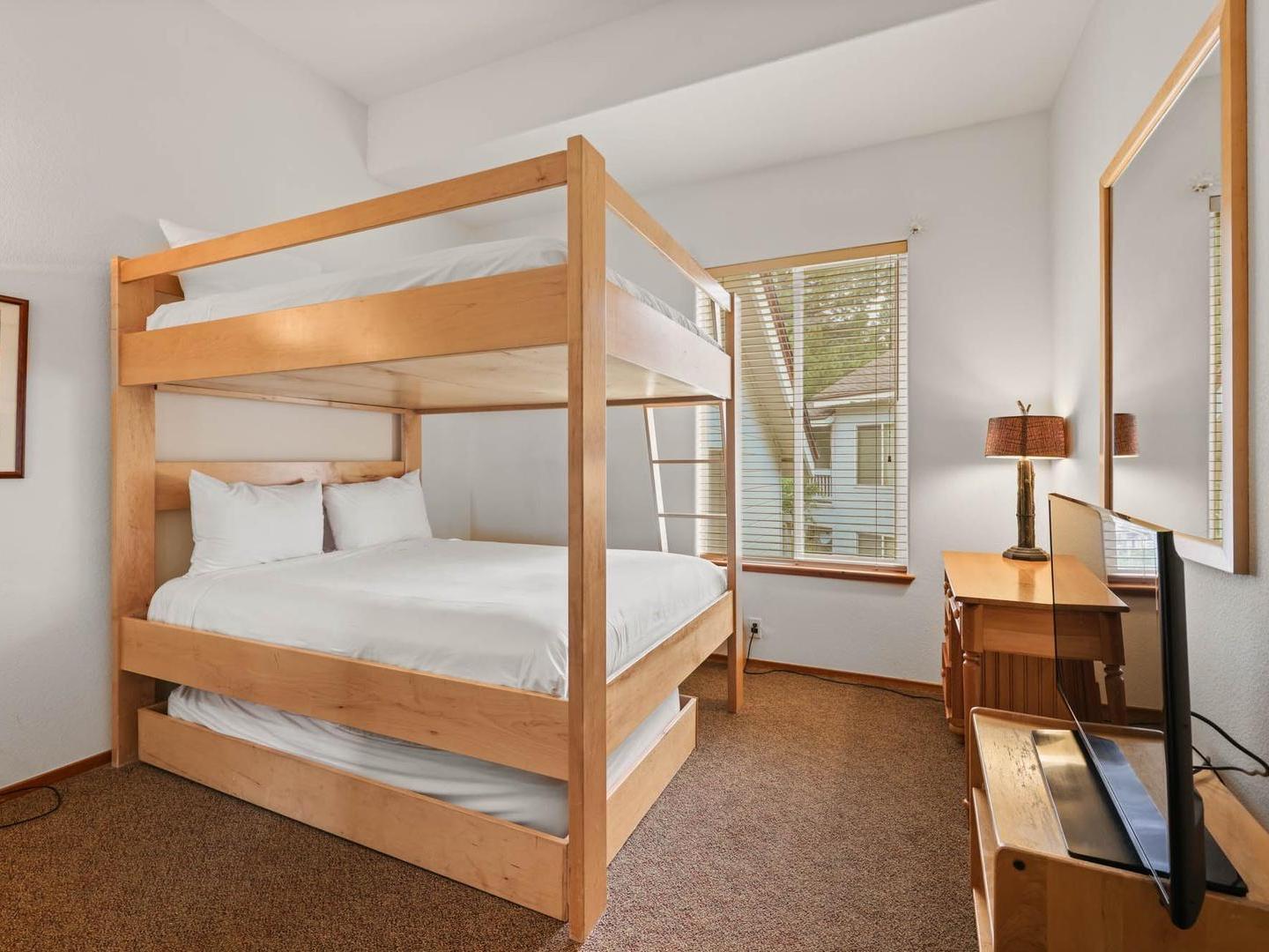 Palisades Tahoe Lodge Bedroom Palisades Tahoe Lodge Bedroom