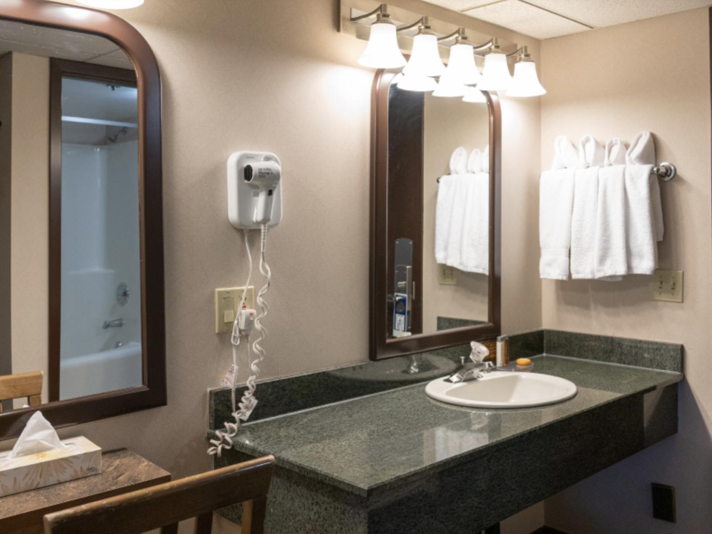 Rundlestone Lodge Bathroom Rundlestone Lodge Bathroom