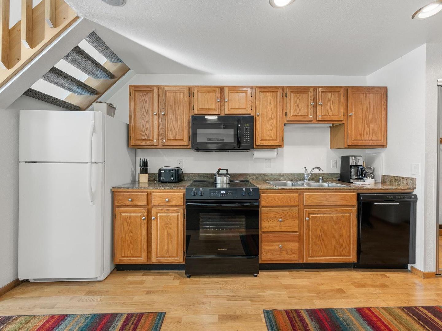 Palisades Tahoe Lodge Loft Suite Kitchenette Palisades Tahoe Lodge Loft Suite Kitchenette