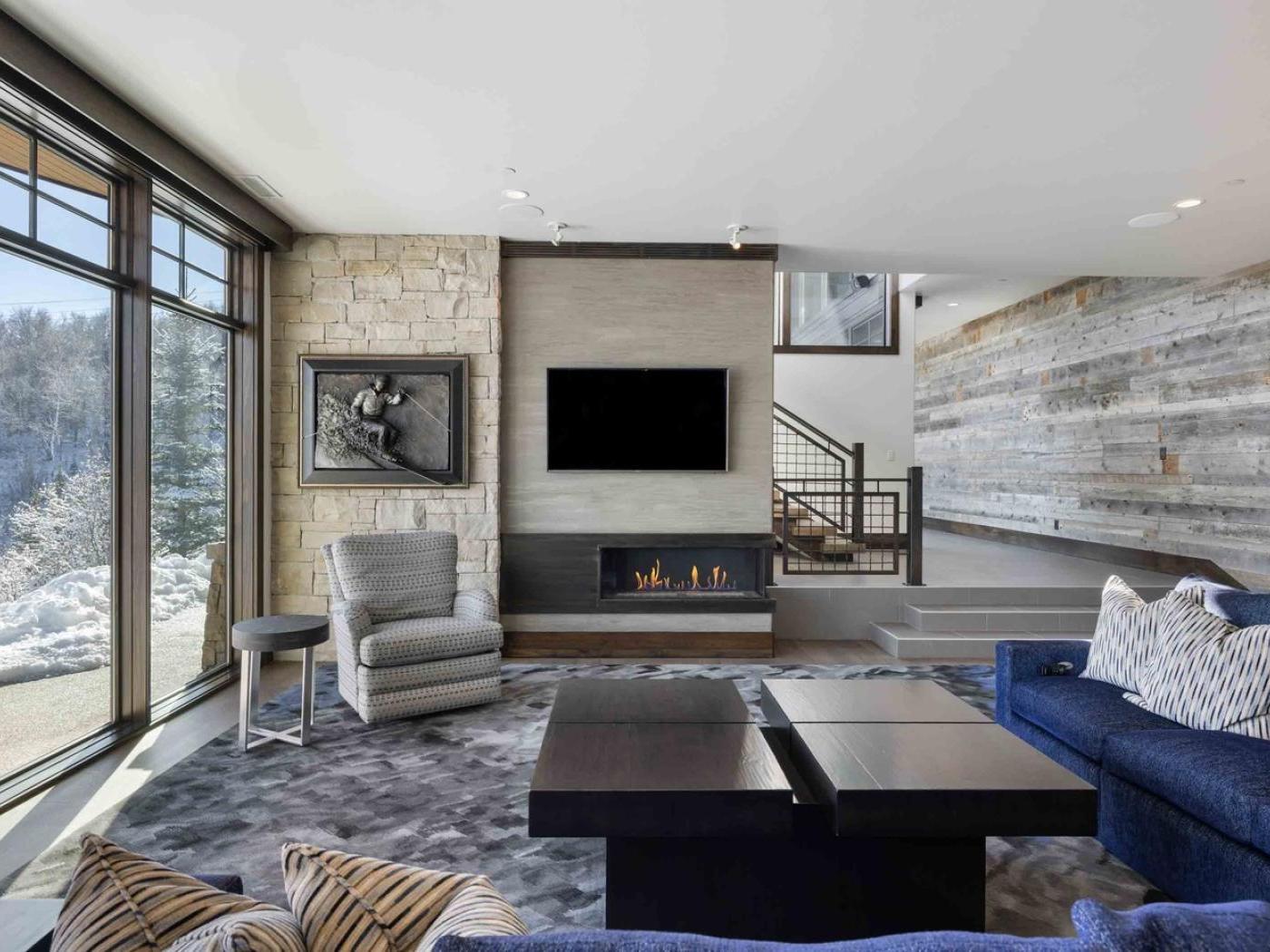 Stonewatch Lodge Family Room Stonewatch Lodge Family Room