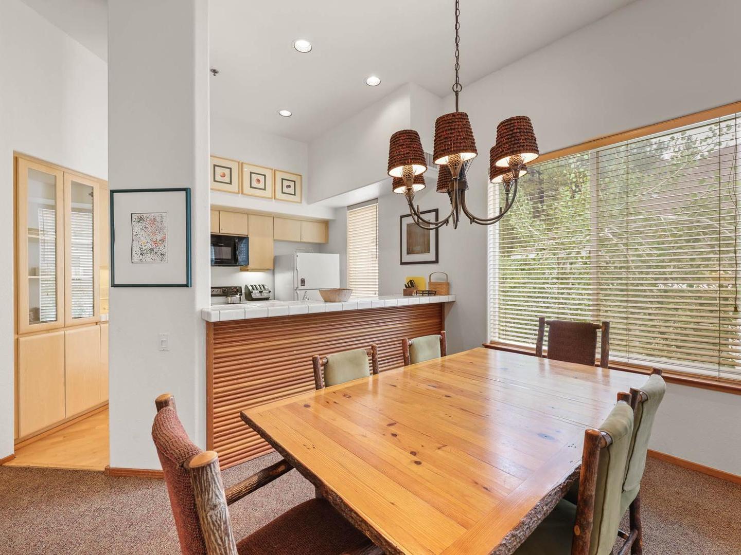 Palisades Tahoe Lodge Dining Area Palisades Tahoe Lodge Dining Area