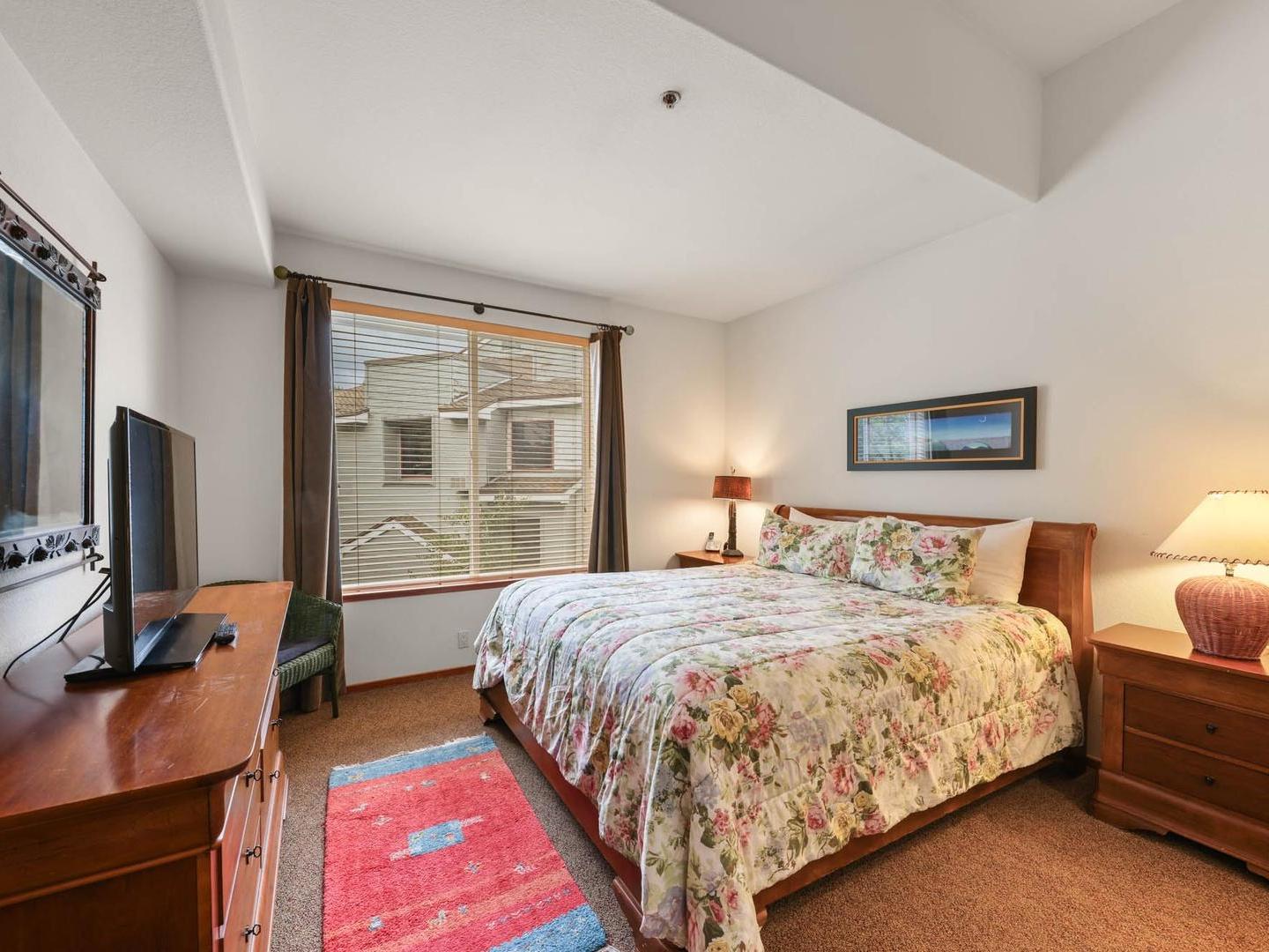 Palisades Tahoe Lodge Bedroom Palisades Tahoe Lodge Bedroom