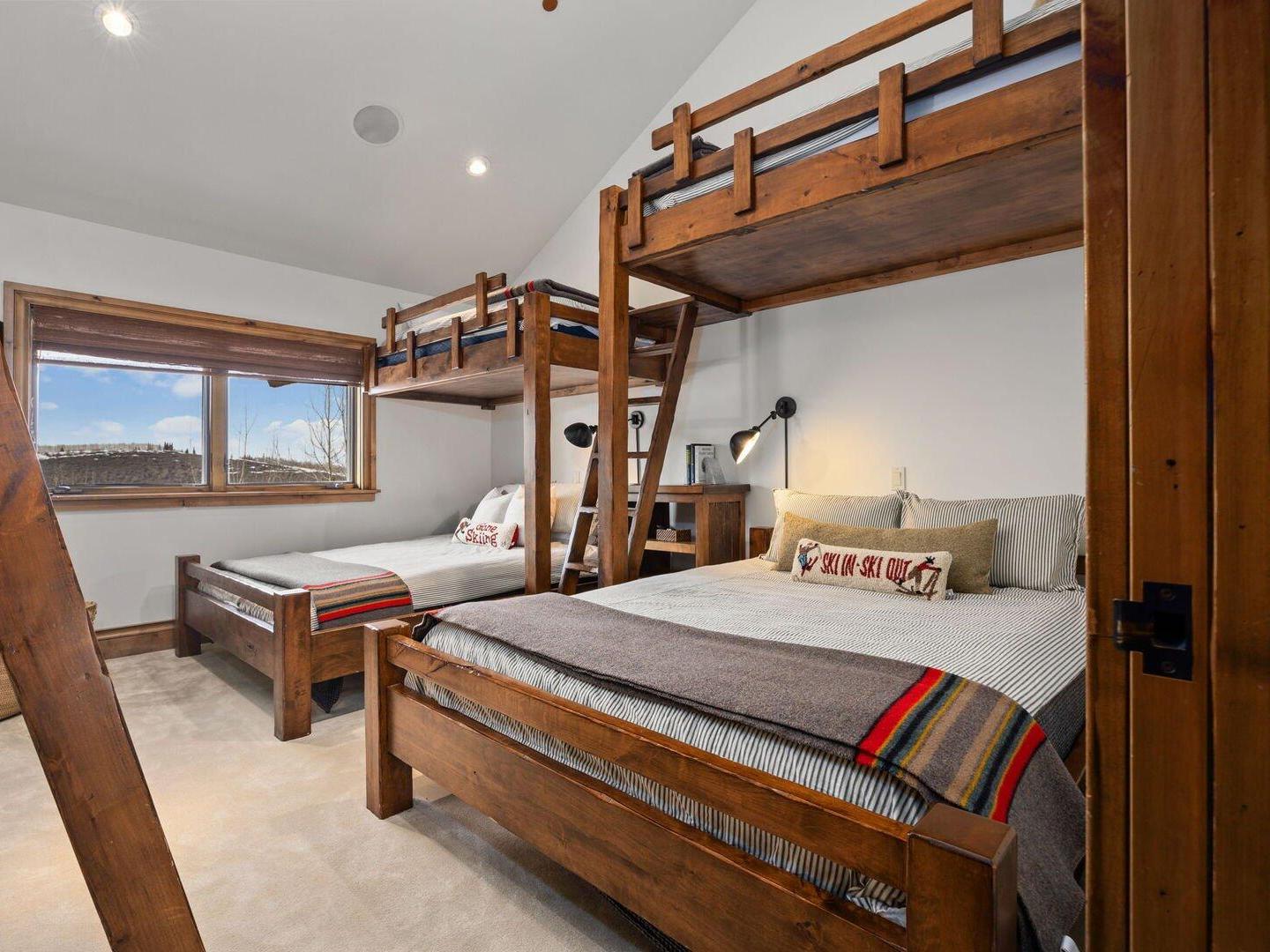 5 Northside Court Bedroom 5 Northside Court Bedroom